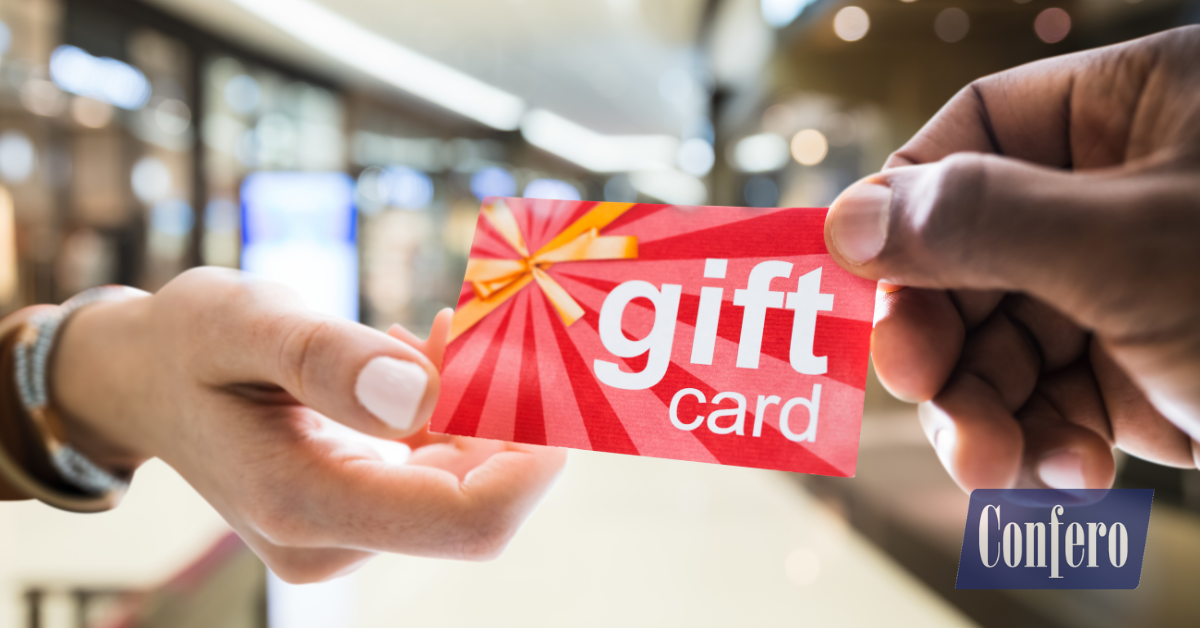 Theme park team member receiving a co-branded gift card after greeting, upsell, and thank-you — Confero incentive case study.